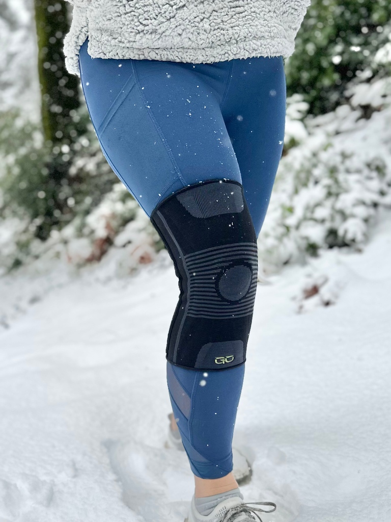 gosleeves4life's tweet image. "Taken hiking on the east peak of Mount Tamalpais State Park in Marin.  I wore the sleeve for stability since my arthritis gets worse when it’s cold. My knee was super achy that morning, and the sleeve really helped, even over my pants!" ~Kate R. 
#gosleeves #kneesleeves #hiking