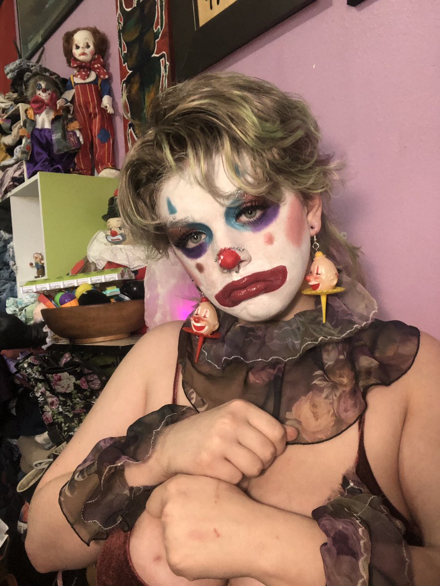 buggysballpit's tweet photo. #clown #nsfwclown #clownslut #clowncore #clowns #clownmakeup #clownwhore #clowndomme #nsfw_twt #nsfwaccount #nsfwtw #nsfwxRolePlay #nsfwcircus #nsfwaudio https://t.co/I6ePW6POqJ
