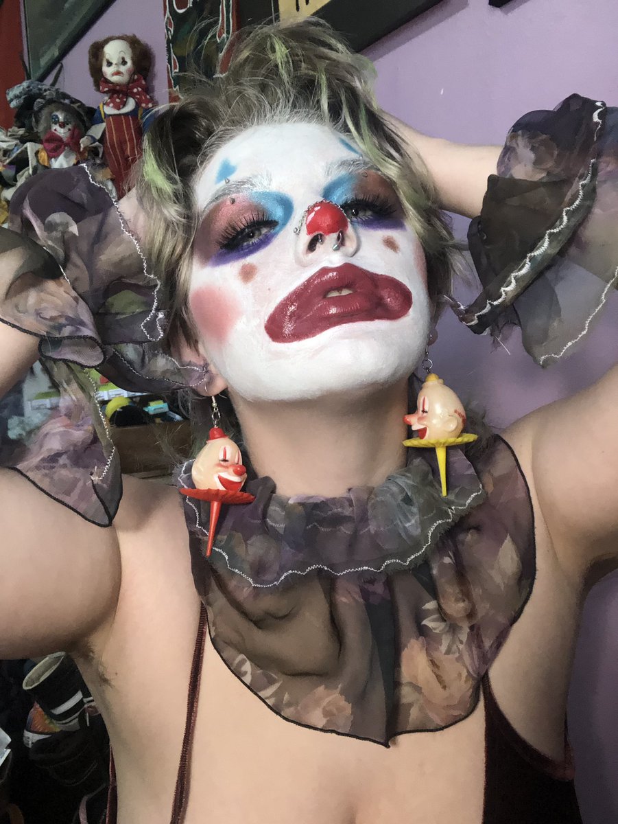 buggysballpit's tweet photo. #clown #nsfwclown #clownslut #clowncore #clowns #clownmakeup #clownwhore #clowndomme #nsfw_twt #nsfwaccount #nsfwtw #nsfwxRolePlay #nsfwcircus #nsfwaudio https://t.co/I6ePW6POqJ