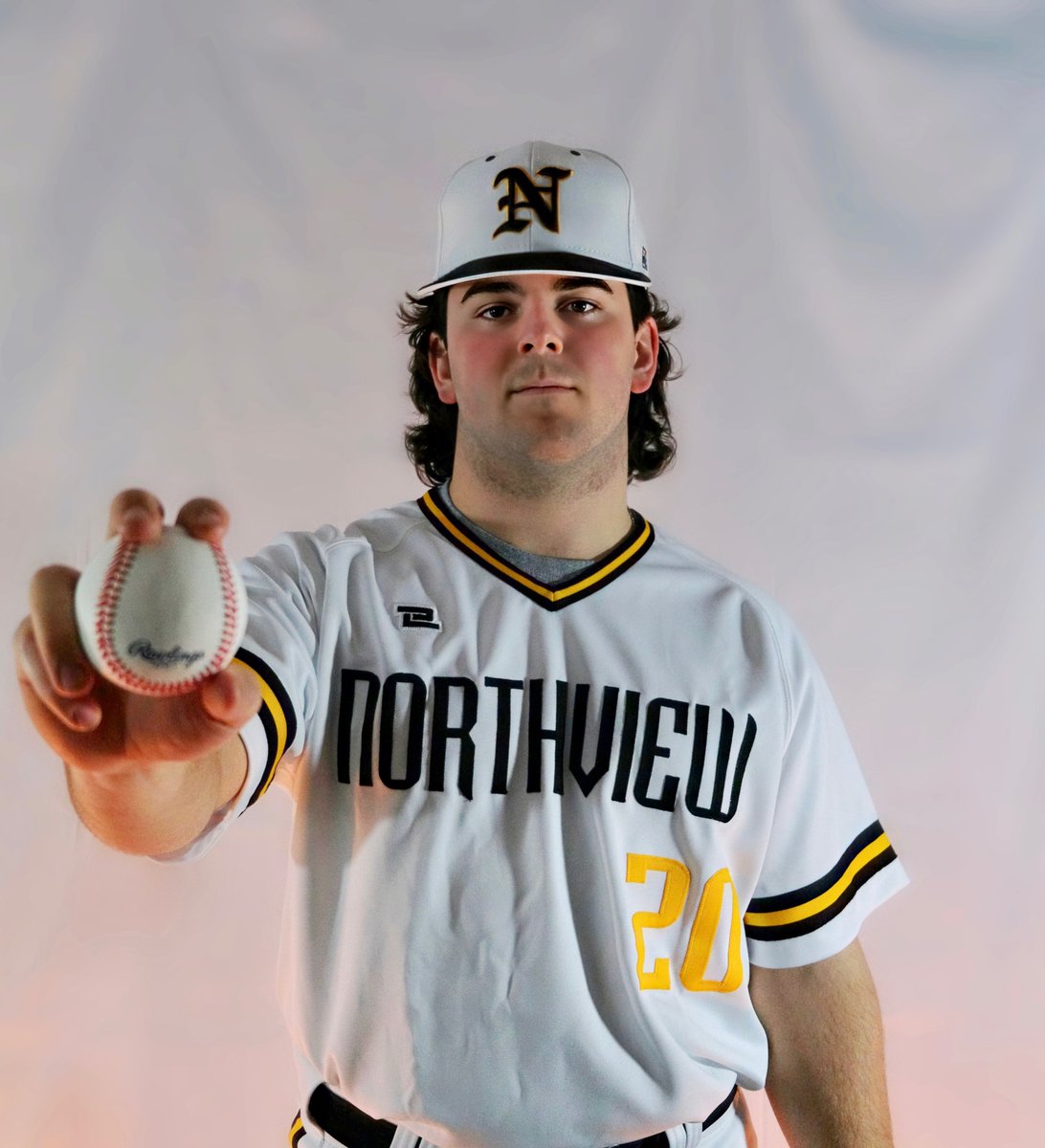 🔥🔥🔥🔥🔥🔥🔥🔥🔥🔥🔥🔥
Media Day for the seniors to show off the new threads thanks to <a href="/NVathBOOSTERS/">NV Athletic Boosters</a>! Special thank you to <a href="/asattler00/">Anderson Sattler</a>  for the photos!