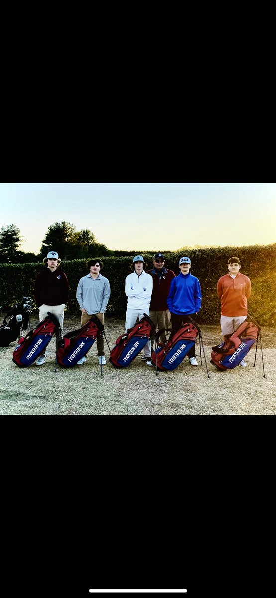 wknight003's tweet photo. Can’t wait to compete with these guys for our first official meet next Thursday!! Lets get it!
#fightingforpar https://t.co/JipdskgGl0