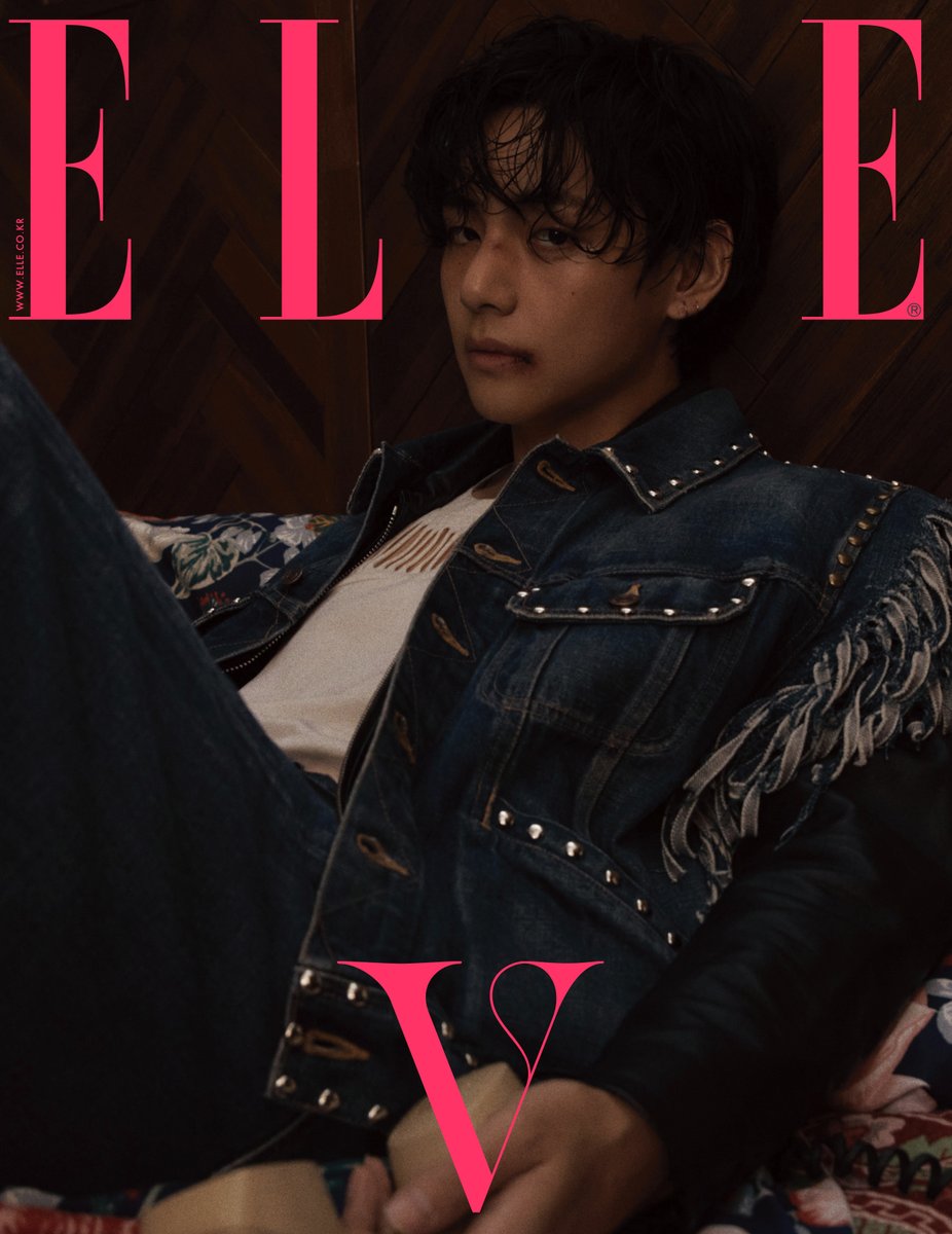 BTSVChartData's tweet photo. Kim Taehyung shines in Celine SPRING 2023 MENSWEAR
V ON ELLE KOREA 
#TAEHYUNGxELLE 
#ELLEcoverstar https://t.co/eTY4AlriZ3