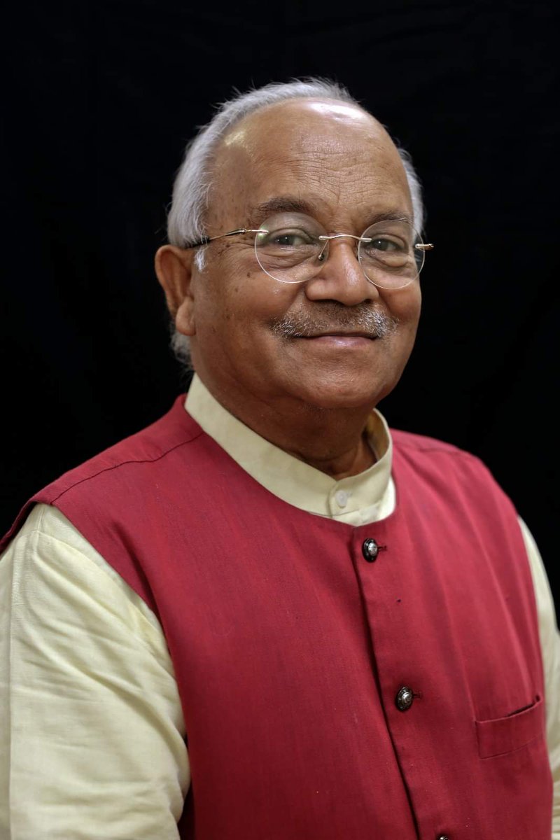 wsmcindia's tweet photo. वरिष्ठपत्र���ारस्य डॉ.वेदप्रतापवैदिकस्य निधनवृत्तं श्रुत्वा अतितरां शोकः अनुभूयते। संस्कृत-संस्कृतिनिष्ठः असौ हिन्दीभाषां व्यापकतया प्रतिष्ठापयितुं सर्वात्मना प्रायतत । दिवङ्गतस्य आत्मनः सद्गति-हेतोः परमेश्वरं प्रार्थये। https://t.co/zok0BIa0aN