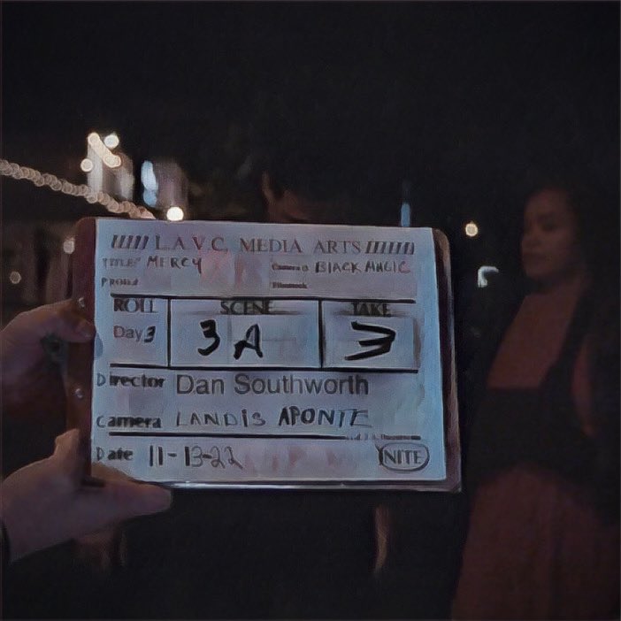iamveronicaroy's tweet photo. Here’s a little BTS from Moon Called. Full scene dropping on Friday.
#mercythompson #mercythompsonseries #castvroyformercy #mercyisv #mercyisvroy #vroy 
#MercyisV #MercyisVRoy 
#castVRoyforMercy https://t.co/FEcLLwMPKE