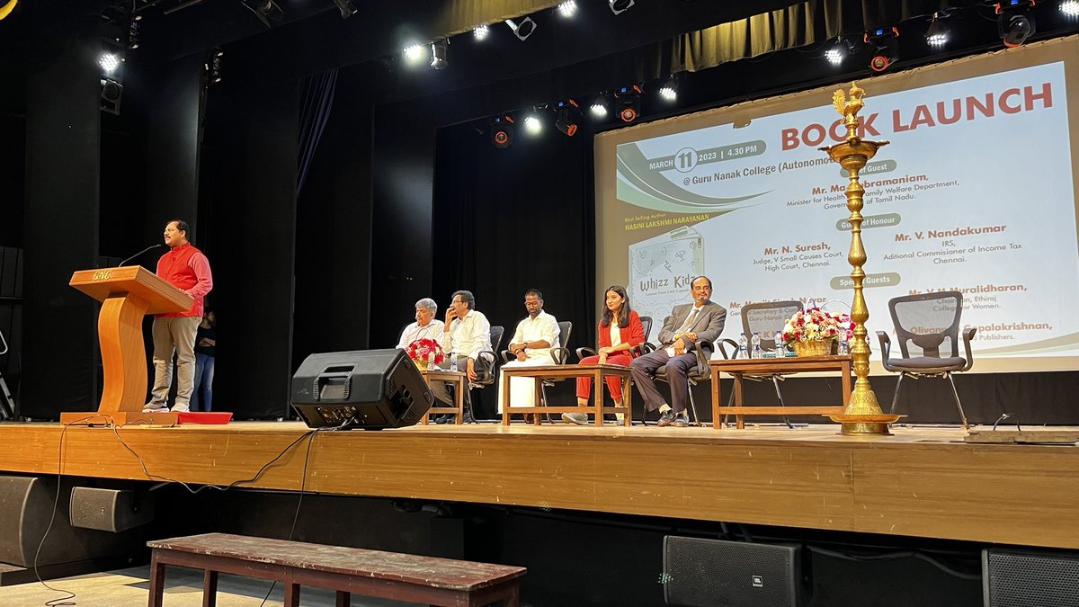 digitalbarath's tweet photo. Happy to take part in the launch of Whiz Kids. 💫

Happy to be featured as one of the young achiever in the book. ✨

Thank you #HasiniLakshmiNarayan https://t.co/s9Snus2Yui