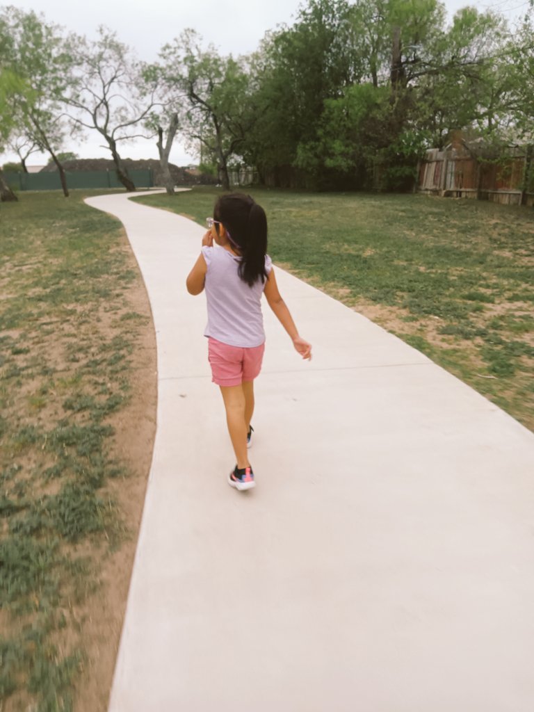 Oley28123's tweet photo. Another successful walking 🏃🏃🏻‍♂️🏃🏻‍♀️ with my sister Jazmin for  her #GTEAC's  Annual Walkathon around neighborhood park. 😎😎😎
#walkathon #familytime  #walking
#funtimes #SpringBreak2023
#SanAntonio
@MVE_GT
@NISDMeadowVill 
@NISD 
@NISDGTAA 
@NISDGTAA https://t.co/6Uk9TQSDw4