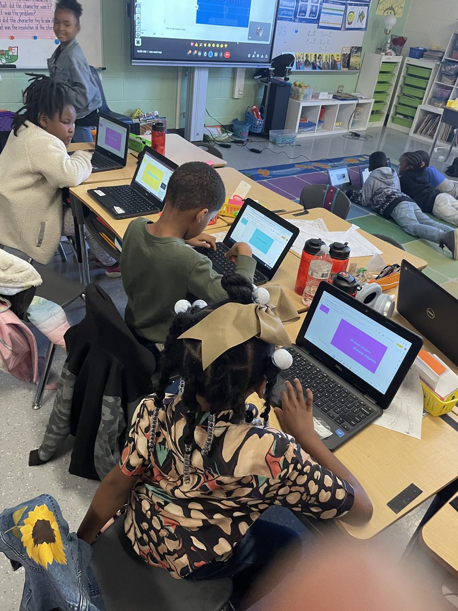 Heather Wallace tweet media