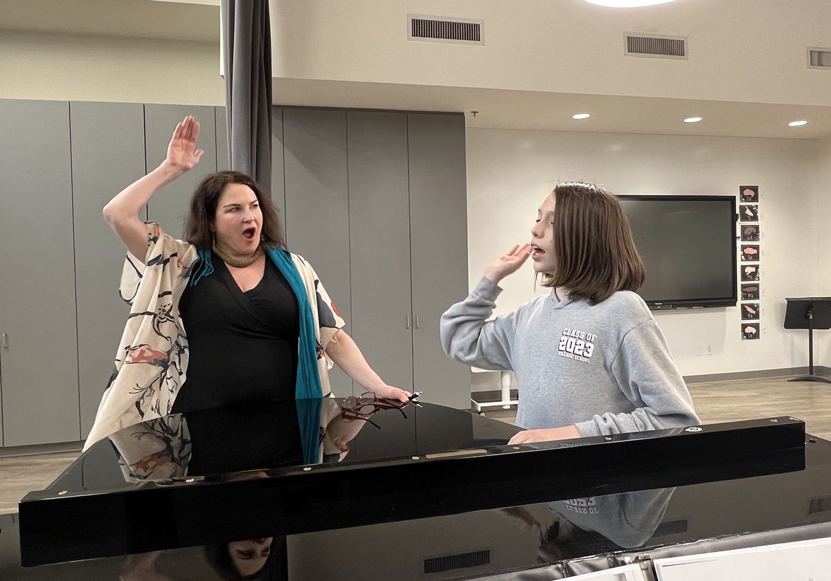 VillageSchool's tweet photo. Senior Singers at Village School have been hitting all the right notes, thanks to the coaching of Lillian Sengpiehl! These talented students received expert guidance on how to improve their singing, getting ready for their big recital on May 23! 

#villageschool #palisadianpost https://t.co/1QwDTOOV39