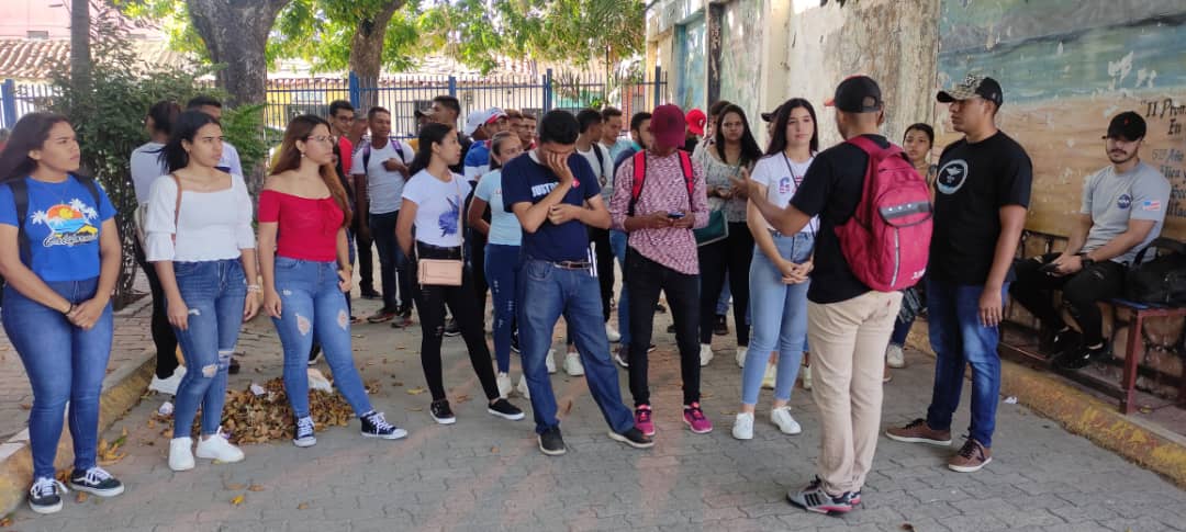 Mov. Est. REU 23, realiza Asamblea con los nuevos ingresos de la carrera de Derecho UNERG VDLP, para sumarnos a la solución de la problemática sobre el retardo del inicio de clases y así lograr garantizar con las Autoridades Competentes una pronta respuesta.

#PorTíUNERG
