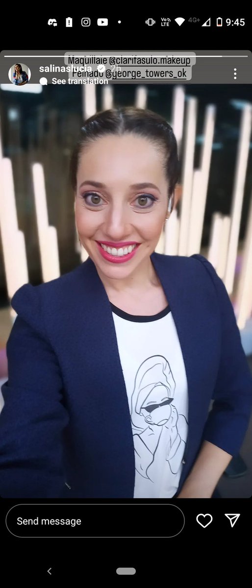 Soy el único que ve a Alf con lentes y una toalla en la cabeza en esta remera?