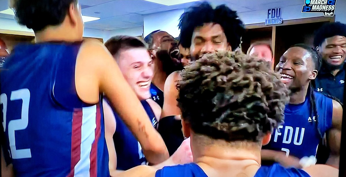 CJ2KLeague's tweet photo. This guy!!!! 🥳🥳🥳😁🤣🧐🐇💪💥 @BraydenReynold5 #DancingKnights 🕺🕺🕺 https://t.co/RCZ4FJfdt8