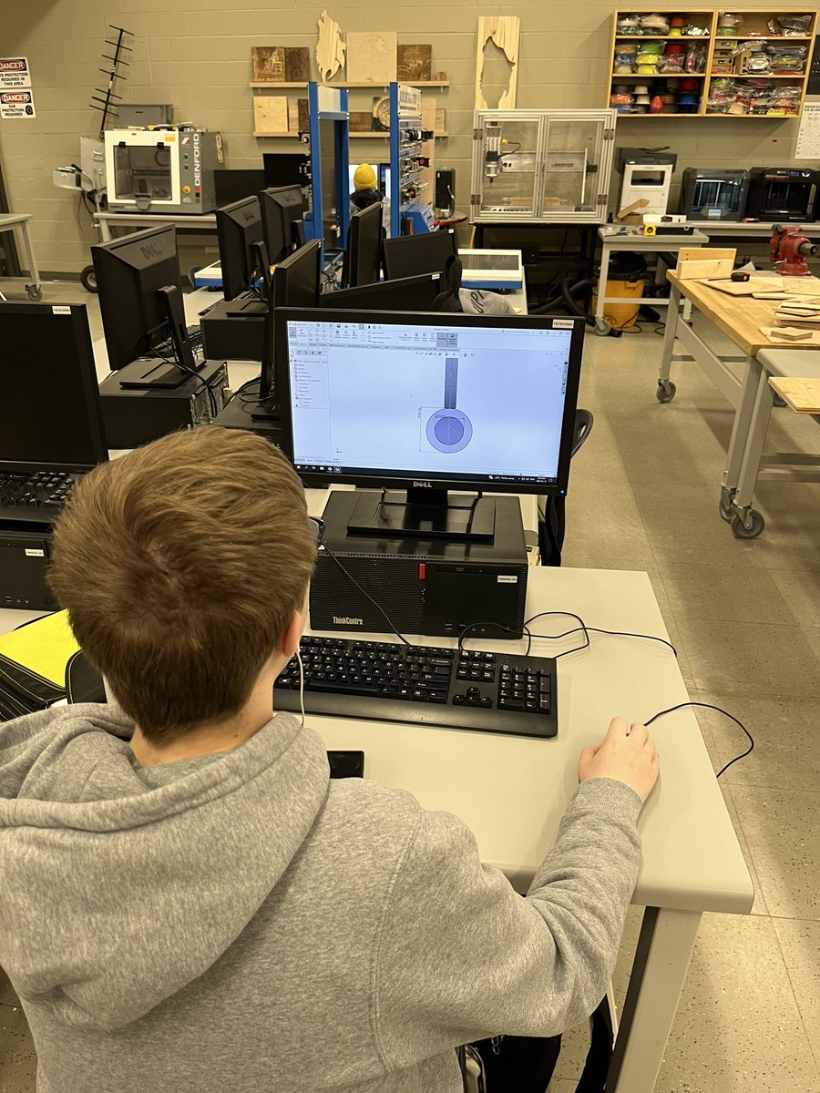 Tom MacIsaac tweet media