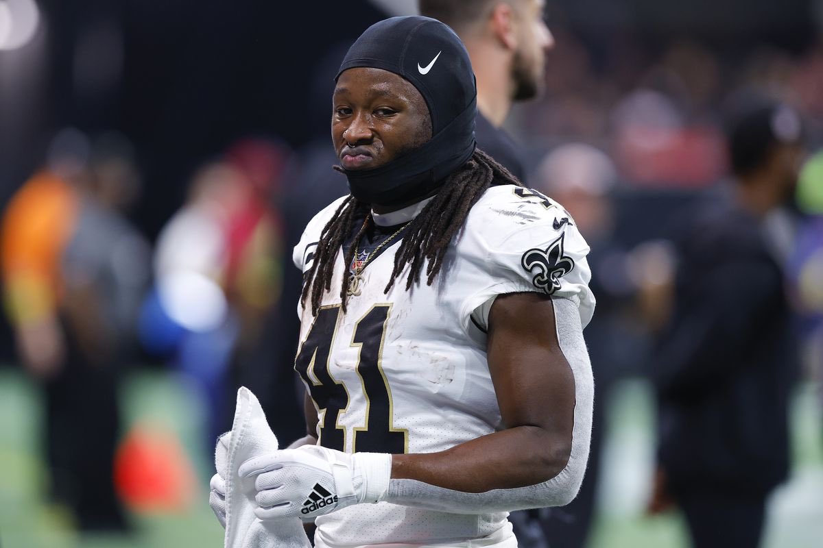 FFLRumors's tweet photo. Developing Story: @BangersNMashHQ  have been “offering Kamara to anyone with a pulse” but no deal is on the horizon, per sources close to the organization. https://t.co/adn4pIauMp