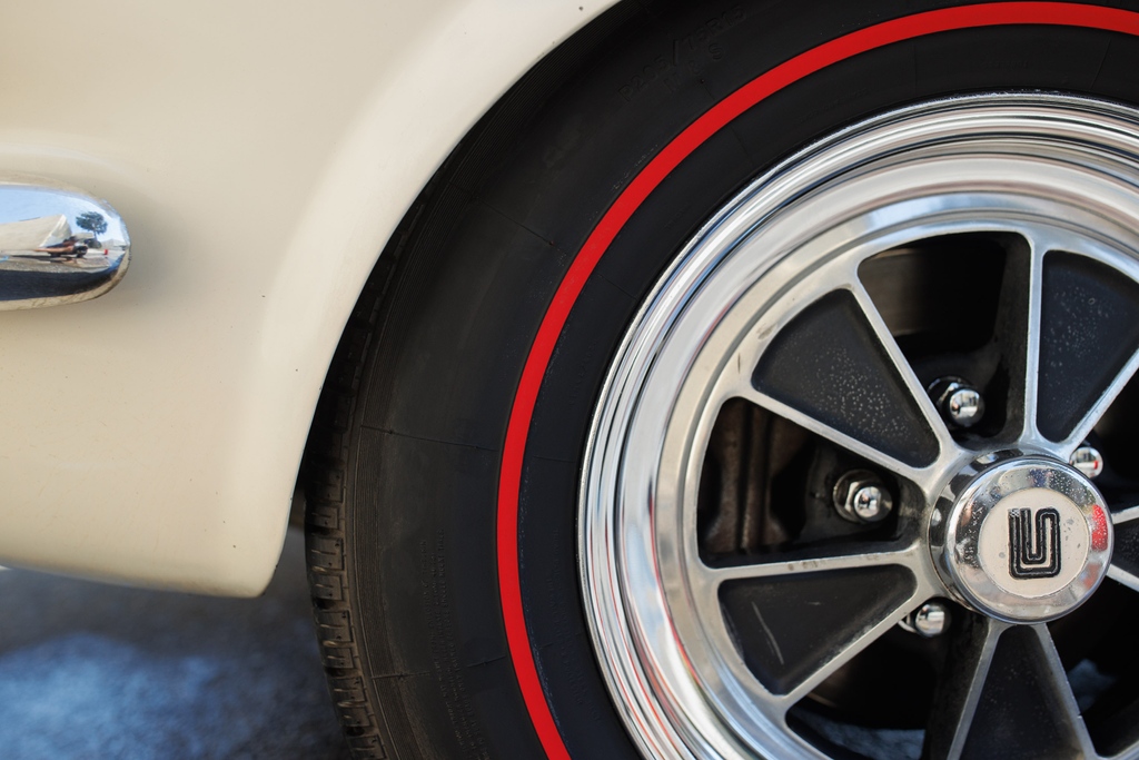 lenos_garage's tweet photo. From ugly to beautiful in just a few minutes.
#LenosGarage #JayLenosGarage #LenosCarCare #AutoDetailing #WheelAndTireCleaner https://t.co/DgYb0Ohf1c