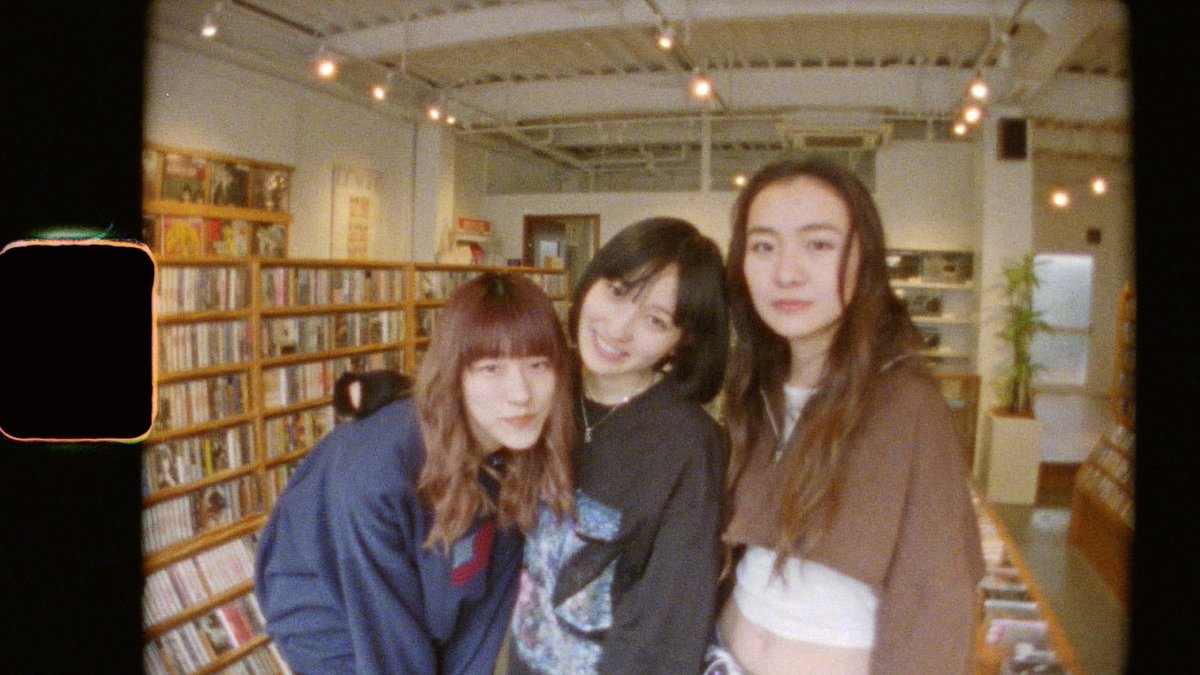 Chilli Beans. tweet media