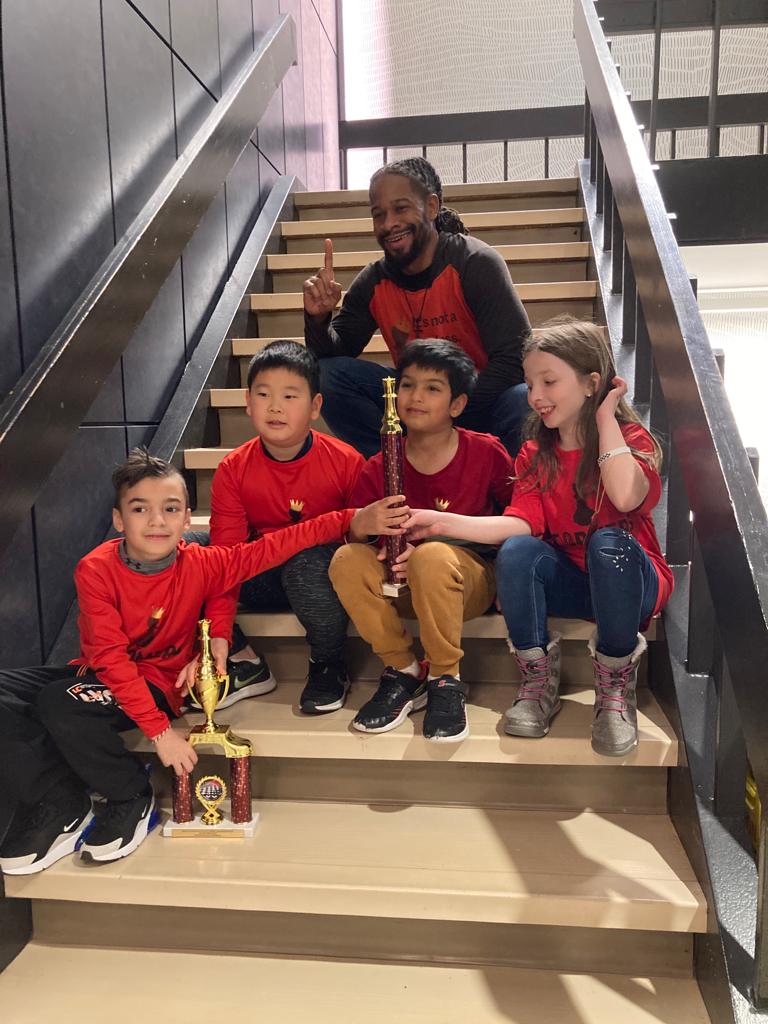 AStepAheadChess's tweet image. Our recent trip to the K-8 State Championship was a huge success, and we&apos;re proud to have met our team point goal. Here&apos;s to many more wins to come. Thanks to all our students and parents for making this a memorable trip!