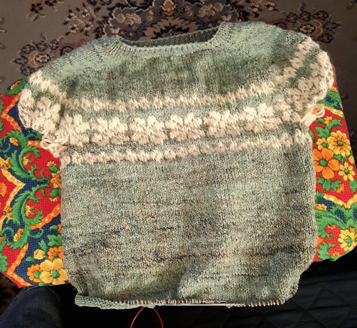 TaenneLeighD's tweet image. #handknit #handdyedwool #handspunyarn #thefiberodyssey #customdesign
