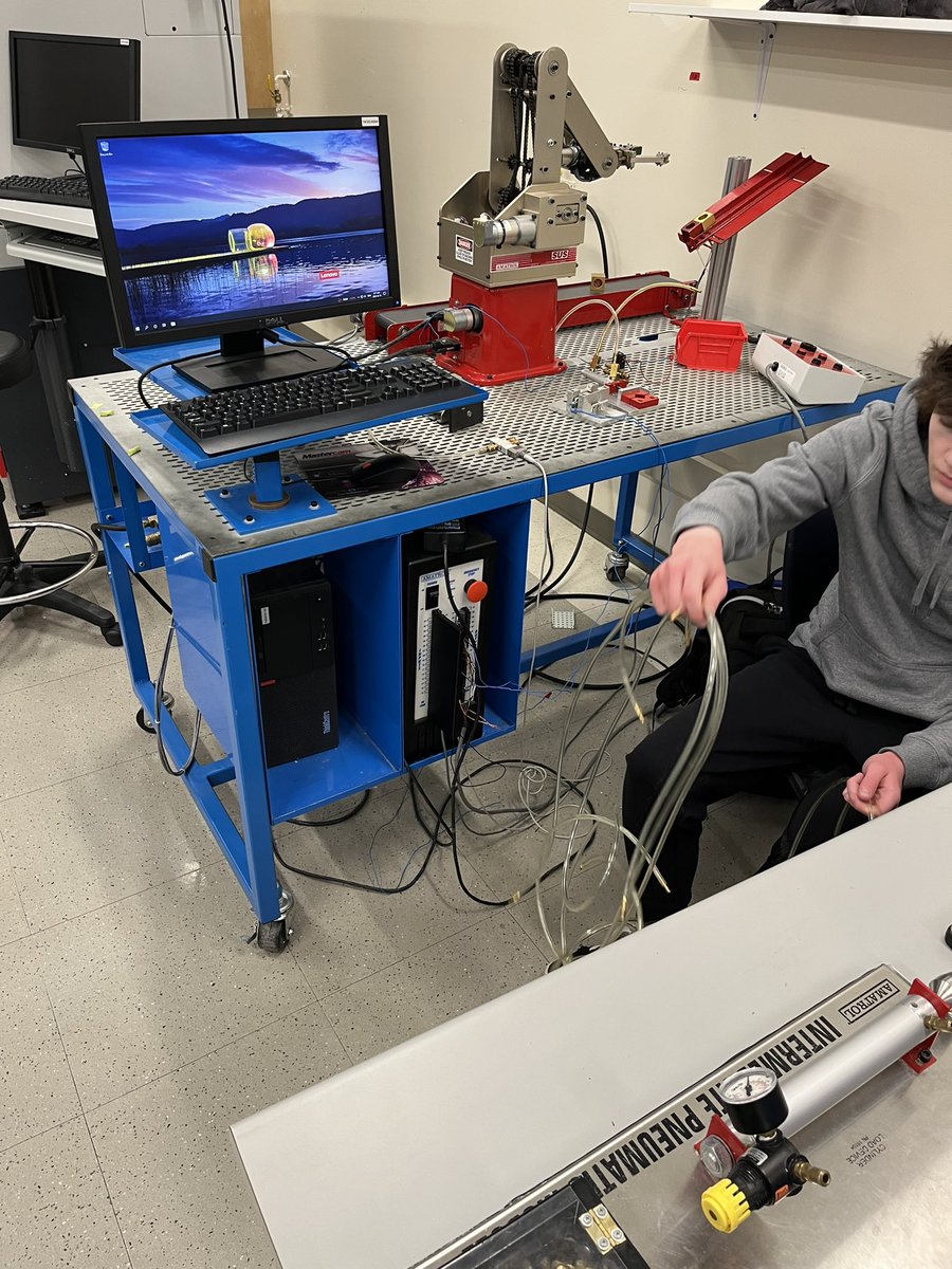 Tom MacIsaac tweet media