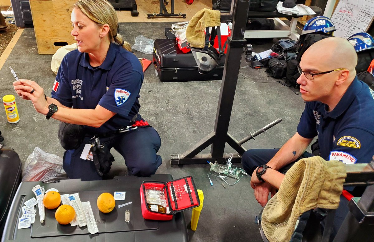 ERTSAR's tweet image. Our ERTSAR Paramedics &amp;amp; Rescue Techs during #SARTech training. 
•
#TACTICALMEDIC #disastermedic #austeremedicine #remotecare #SearchAndRescue #medic #STX #sarmedic #ertsar #thatothersmaylive 
•
#Paramedic #nurse #doctor #sar #st3 #st2 #firefighter #police #tacmed #tccc