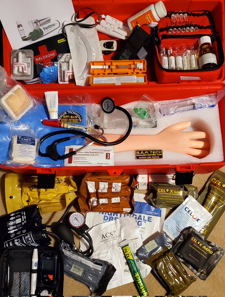 ERTSAR's tweet image. Our ERTSAR Paramedics &amp;amp; Rescue Techs during #SARTech training. 
•
#TACTICALMEDIC #disastermedic #austeremedicine #remotecare #SearchAndRescue #medic #STX #sarmedic #ertsar #thatothersmaylive 
•
#Paramedic #nurse #doctor #sar #st3 #st2 #firefighter #police #tacmed #tccc