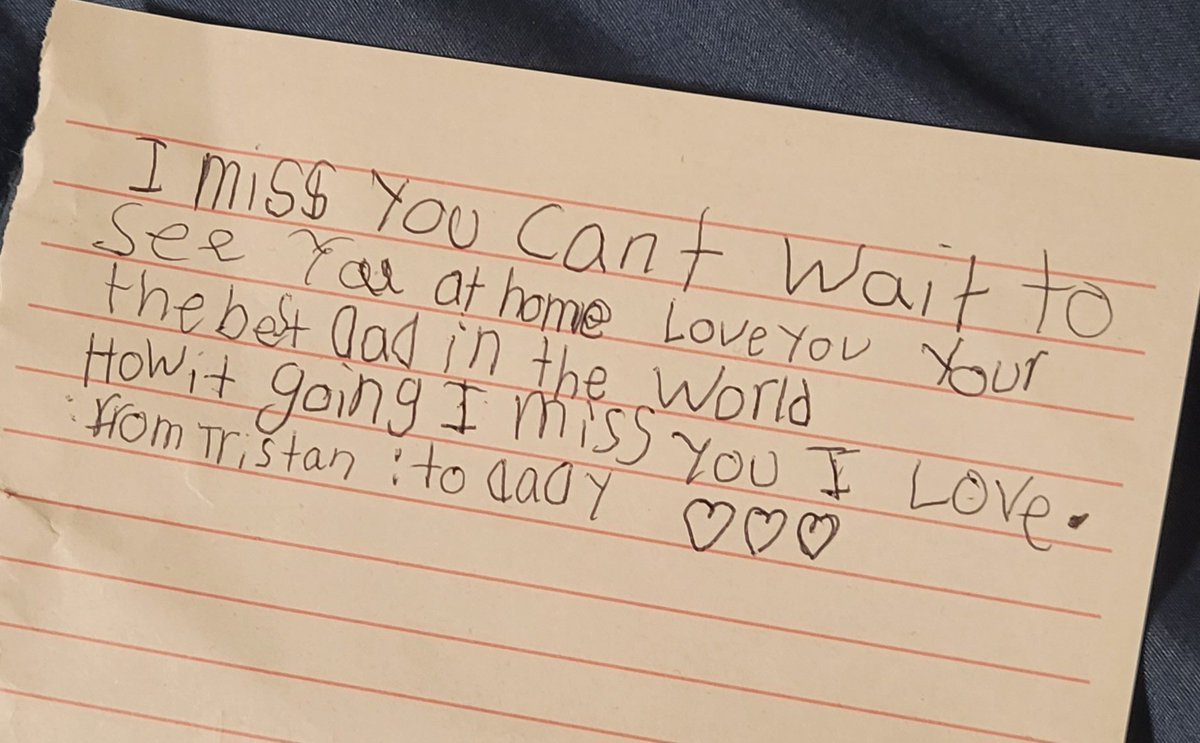 magpar02's tweet photo. That's the stuff that makes me feel like the 🏆Father of the Year🏆that I received from @THEMINM last year ! My daughter left this note on my pillow. #girldad #marriedwithchildren https://t.co/yjuPEHPPqe