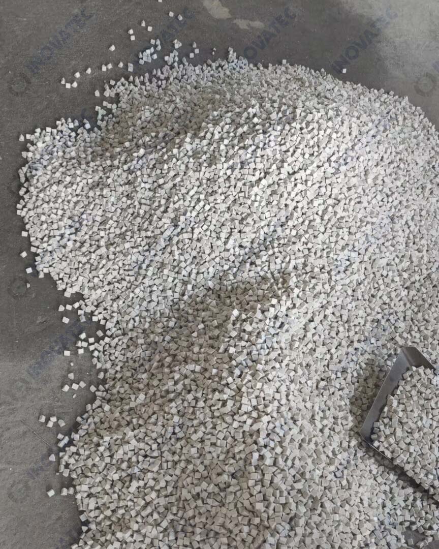 ZhangEarnest's tweet photo. The more you buy, the more discounts you get---ceramic, plastic, steel ball
URL:https://t.co/VpcPaPzo7x

More other metal deburring and polishing case in other countries, please contact us:
💌info@inovatecmachinery.com
☎️+8613906720286
#ceramicmedia ⁣#polishingmedia #polishing https://t.co/yHMAd4R4iU