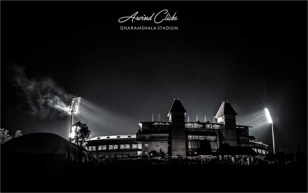 cartoonistarvin's tweet image. #hpca #AnuragThakur #dharamshala #himachalpradesh #photography #blackandwhitephoto #NightPhotography #CricketTwitter #Cricket #himachaltourism #photooftheday #IncredibleIndia #dhauladharcleaners #dharamshalalocal