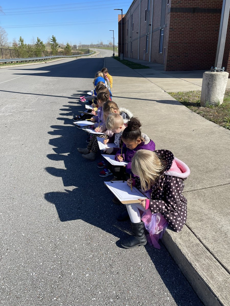 AJager86's tweet photo. So proud of my little meteorologists today practicing predicting the weather!! @Amplify @TN_Literacy kindergarten in Robertson County has really loved our weather/seasons unit in CKLA. #wearercstn #wearecves #crestviewblessed https://t.co/LvUITJ0Hut