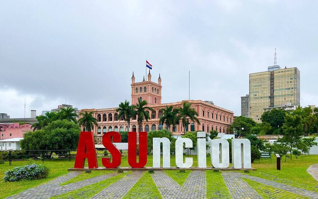 Asuncion, Paraguay
.
.
.
#asuncion #paraquay #matkablogi #nelkytplusblogit #twitter instagr.am/p/Cp1I0iKIkpD/
