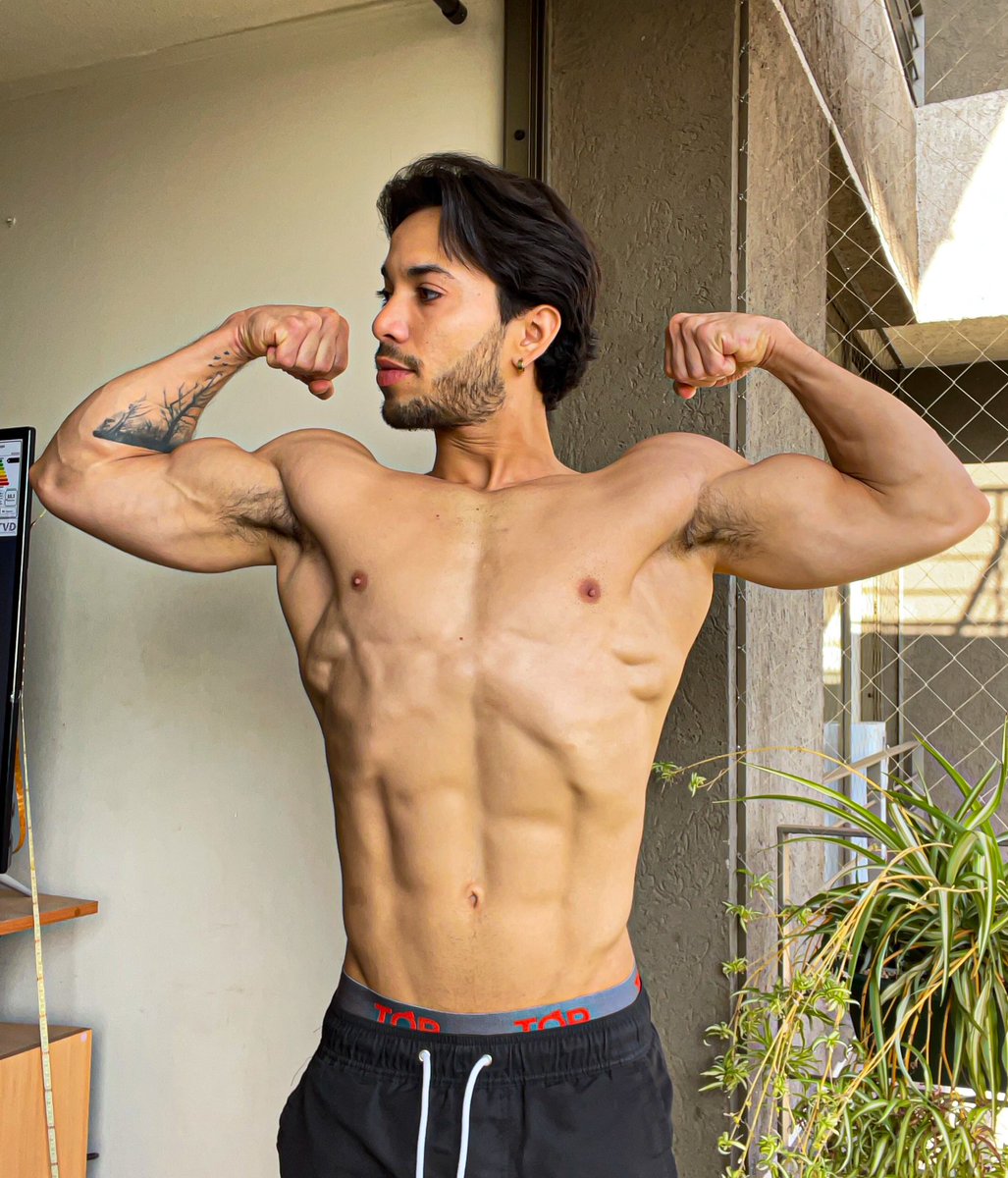 FavaFit's tweet photo. #fitness #fitnessaddiction #fyp #viral #retwit #aestetic #FitnessMotivation #favafit #bodybuilding #FitnessFreak https://t.co/iWzQHL4Mq1