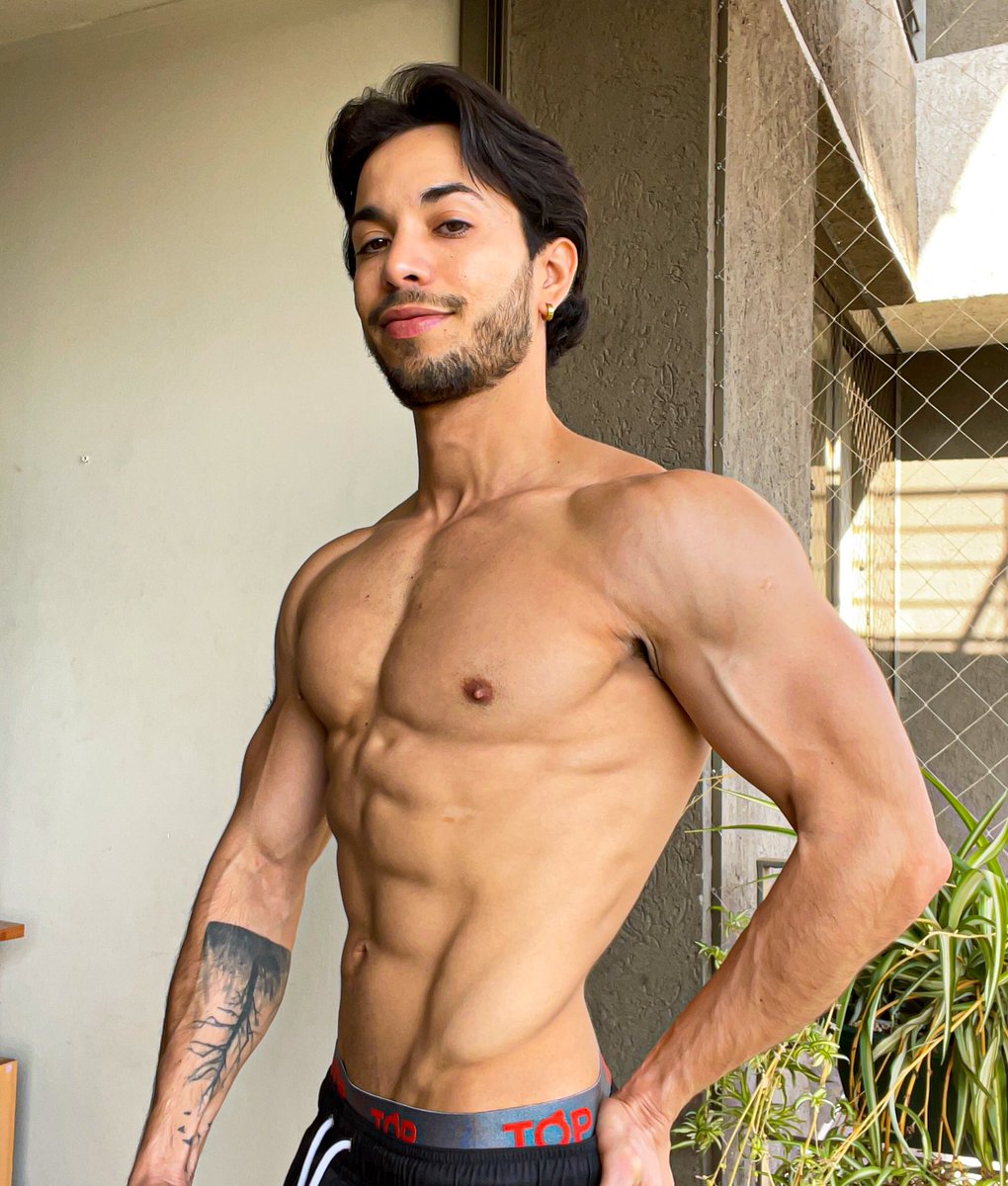 FavaFit's tweet photo. #fitness #fitnessaddiction #fyp #viral #retwit #aestetic #FitnessMotivation #favafit #bodybuilding #FitnessFreak https://t.co/iWzQHL4Mq1
