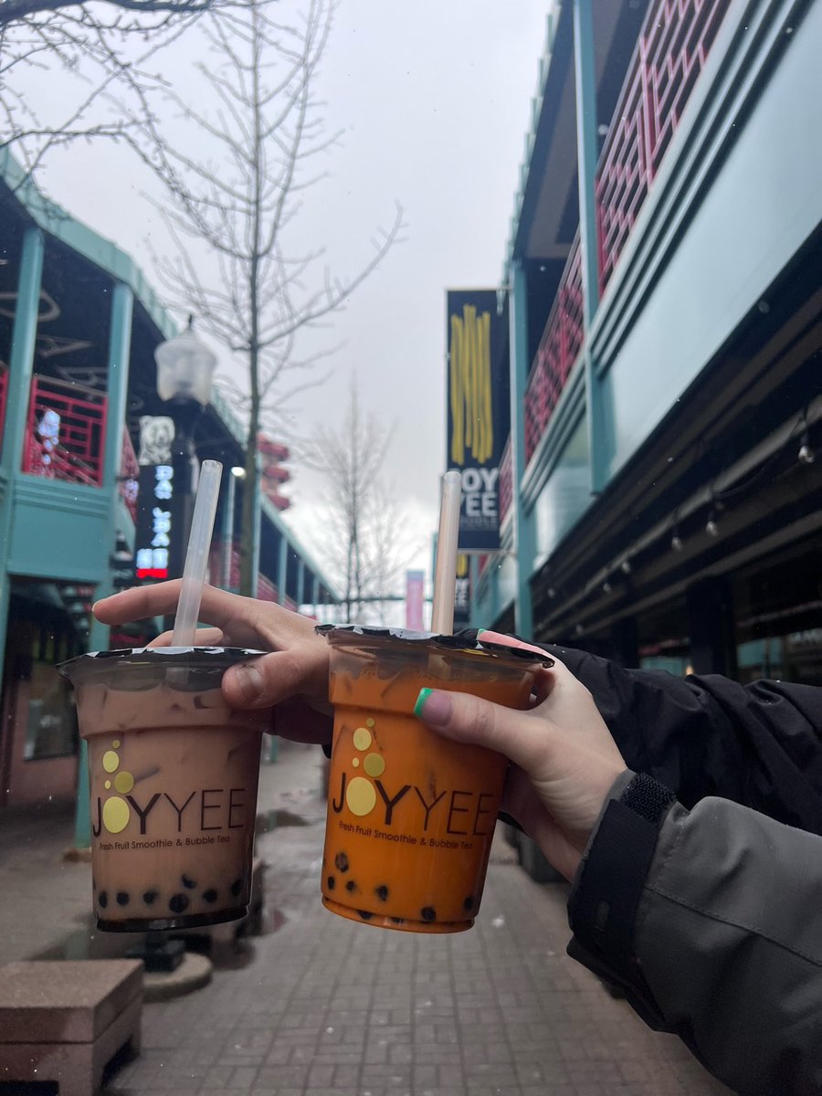 timahansen's tweet image. chi town china town 10/10

#boba #chinatown