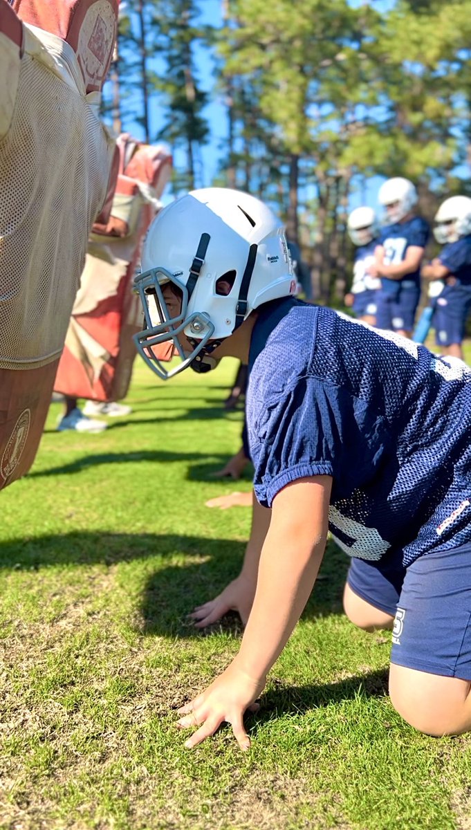 GSHSDolphins's tweet photo. #GulfShoresU Mid School Spring 🏈Ball Day 1‼️ Bigs putting in work!
#BallAtTheBeach 🏈🏖
#TotalProgram 👀
@GCMSportsAL
@AL5AFootball
@pigskinwnsp
@HSFBamerica https://t.co/0WKWjsPARq