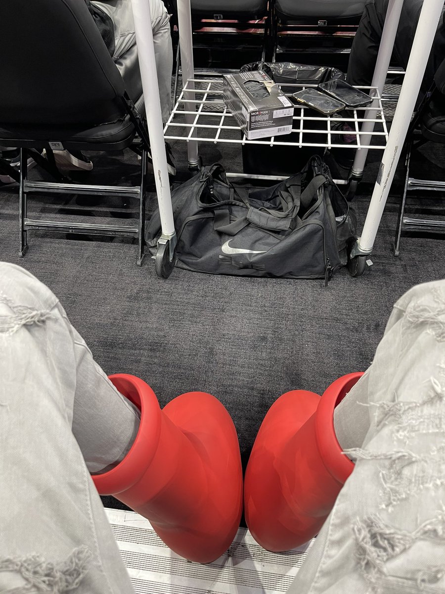 CA KICKZ tweet media