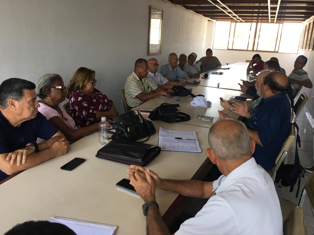 Hoy 15 de marzo se realizó en el CES de Acción Democrática, con la presencia del Sec Gral Celio Celli y el Sec Nac de Profesionales y Técnicos Alberto Betancourt, la reunión de los delegados seccionales para los municipios, continuamos trabajando. #goBERNAremos #ADenlacalle