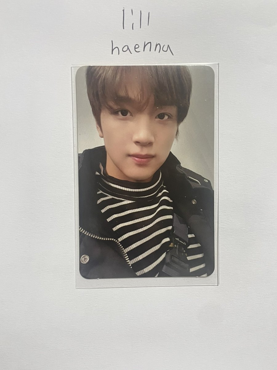 gobyhaenna's tweet photo. want to sell

🏷 haechan 2 baddies luggage sticker 

✅️ ready korea
✅️ flawless
🖇 pair with pc on the 2nd pic
💸 DM for price

📍 Kendari &amp; Jakbar
#wtsnct #HAECHAN #zonajajanᅠ https://t.co/a1LT3Mphpt