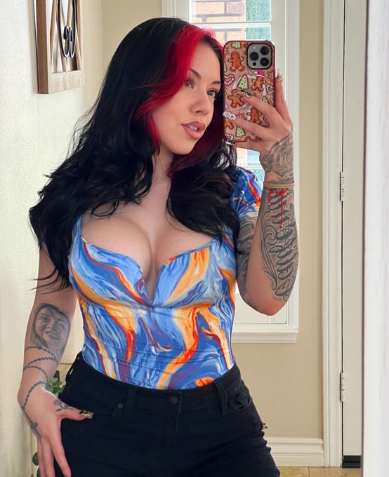 🧡💙💛💜 https://t.co/r2Ka8uslPx