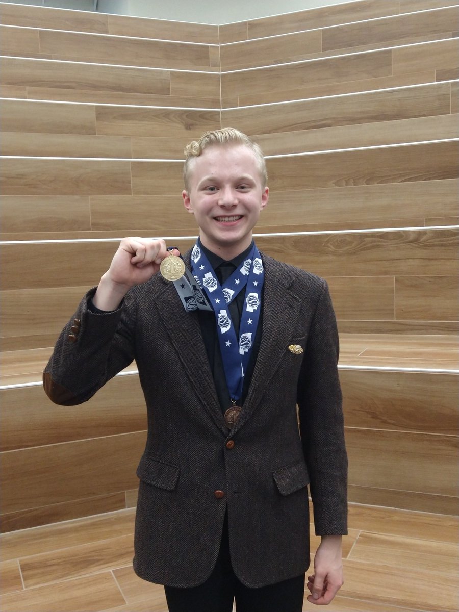 The <a href="/lsehs/">Lincoln Southeast HS</a> Knights came home in 4th place as a team at the <a href="/nsaahome/">NSAA</a> Class A State Championship! We had 6 medalists, including the Serious Prose CHAMP!
 Great finish to the season!
#kp #goknights