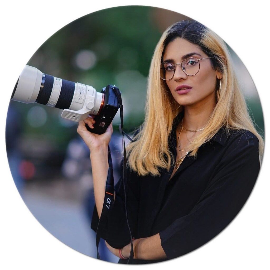 1stpicApp's tweet photo. Featured Photographer: Michelle Paradis 
New York, NY - Michelle Paradis is a fashion, portrait and lifestyle photographer based in NYC. 

Whether it’s shooting models or people in their natural environment, Michelle is sure to make it a great experience… https://t.co/nYRBA6XsEd https://t.co/gdJj5K6xef