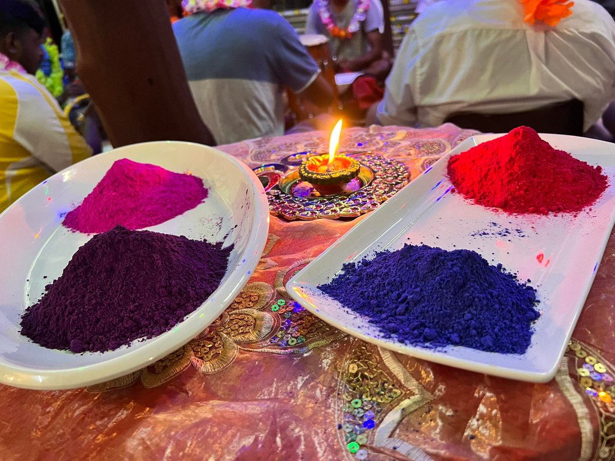 Arnold_NavLal's tweet photo. Let's throw it back to last week's #Holi celebration! 🎉💜 It was an incredible time spent with Mandali members, friends and families, where we played with colors and sang #Chautaal. These memories will last a lifetime! #HoliThrowback #FestivalOfColors" https://t.co/jTD6utEHDh