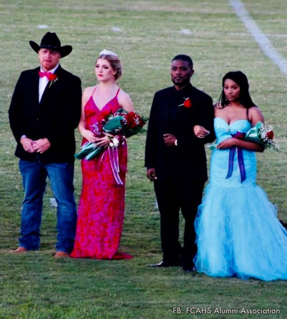 The Girl in Blue is the True Epitome of what a Queen Truly Is! She was crowned Homecoming Queen By her Senior class....but took the crown off her head... 
👉Read more in reply