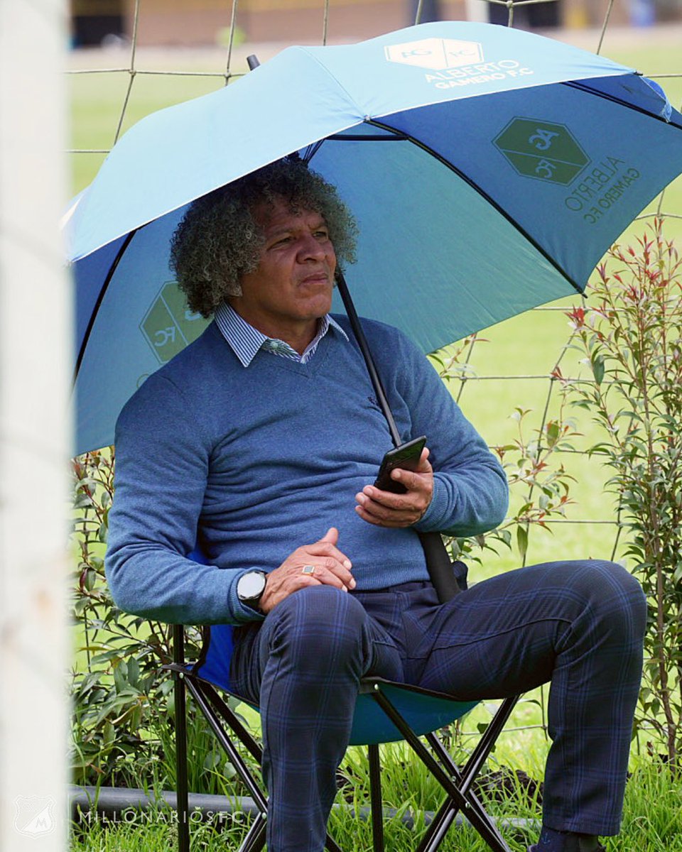 juandiosorio7's tweet photo. Alberto Gamero suma más de 10 eliminaciones con Millonarios.  Un equipo que no ha ganado la liga y que no sabe lo que es una fase de grupos de Copa Libertadores. 

Demasiados aplausos para tan pocos logros.

El Pereira de A. Restrepo, que ya hizo más, recibe menos elogios. https://t.co/UNUPUx40lv