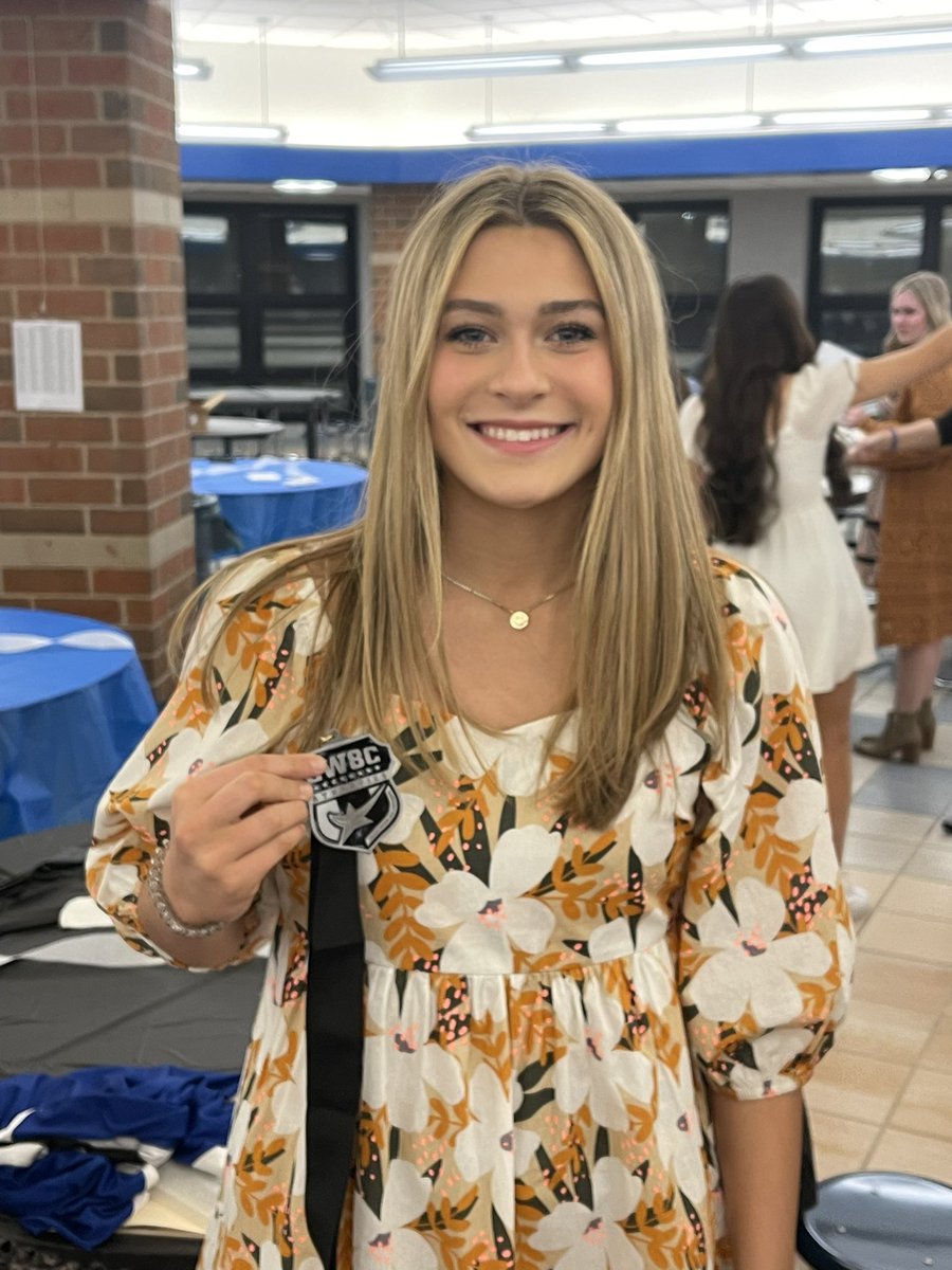 Lindsay Winkler tweet media