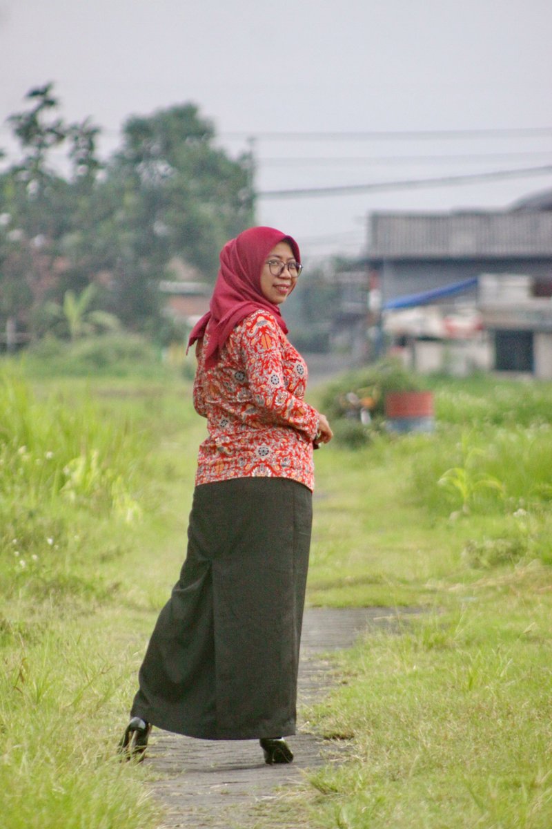 Firitri01's tweet photo. nanti saya akan bercerita kembali tentang pohon Asli Mojokerto yang tidak ada lagi di Mojokerto......

Karenaaaa....sekarang Hari Rimbawan Nasional....🥰

#penulis #mojokerto #penulismojokerto #cerita #ceritamojokerto #penulis_mojokerto #rimba #rimbawan #haririmbawan https://t.co/and0G6iWTm