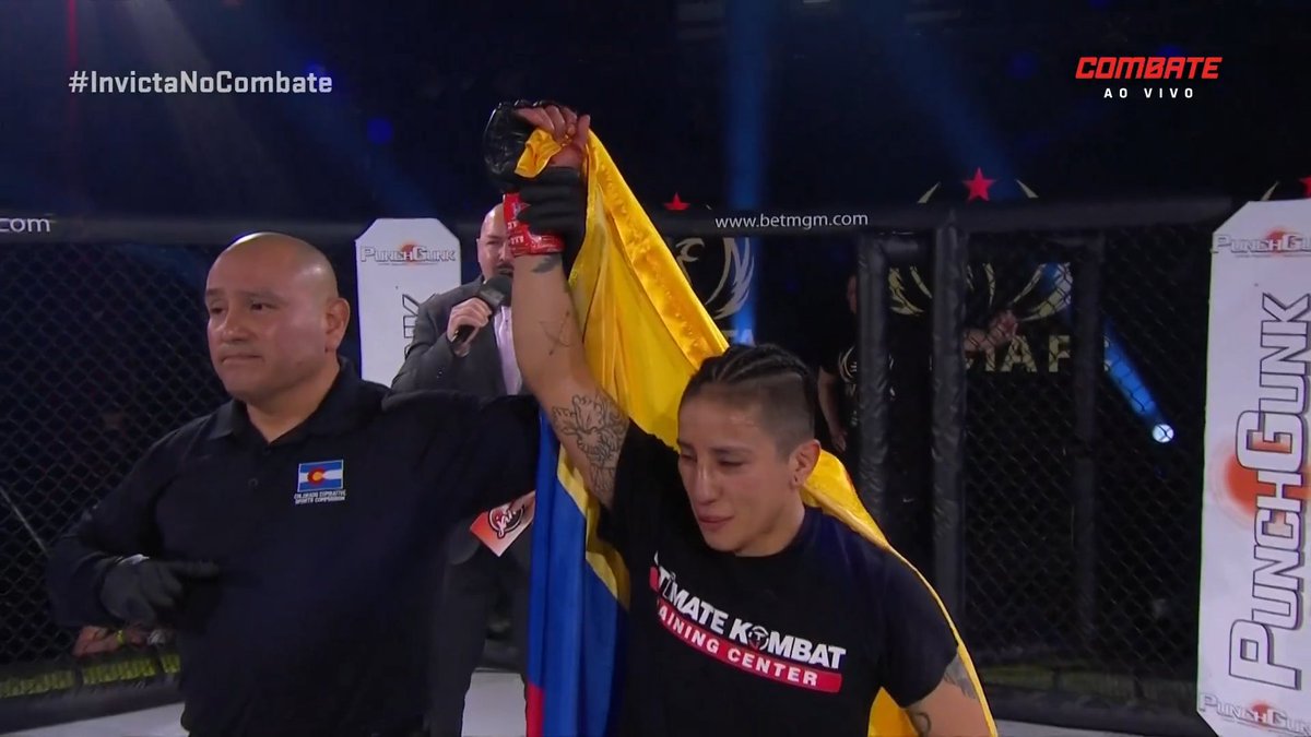 combate's tweet photo. Vitória colombiana e de virada! 🇨🇴🔥

Sayury Canon vence Amanda Macioce na decisão unânime dos juízes.

#InvictaNoCombate https://t.co/0HesuPuE5y