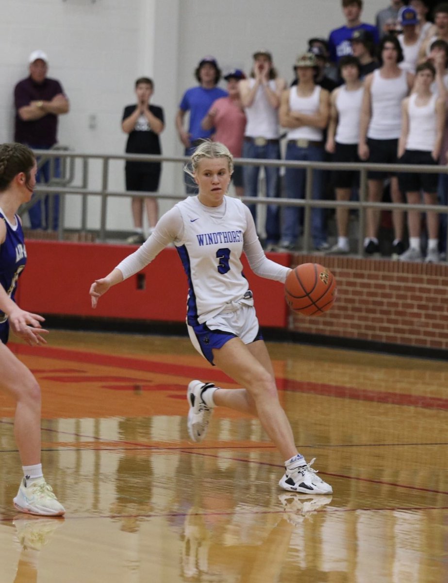 angelab99902128's tweet photo. So proud of you @cameronbelche17 on being selected for the TABC All-Region basketball team!! 🏀💙 &amp; sharing the honor with your teammate/BFF @ryleewolf11 Y’all make me so proud &amp; represent Windthorst well! Just look at all the talent in our district &amp; bi-district! https://t.co/Yms4Azmy2X
