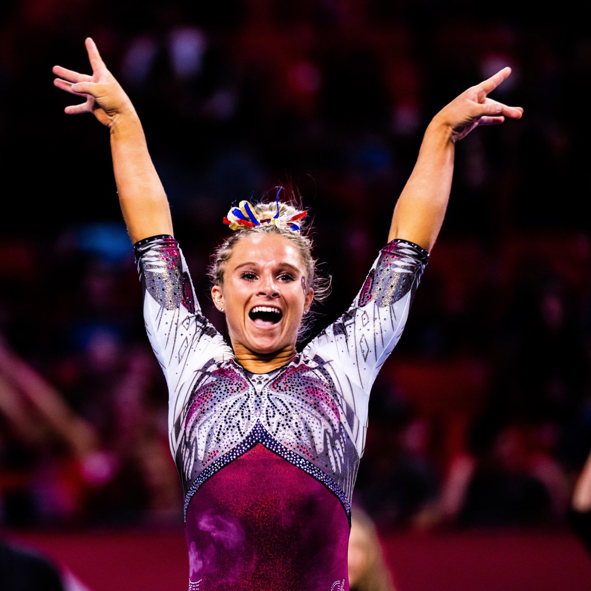 OU_WGymnastics's tweet photo. 𝙇𝙚𝙖𝙙𝙞𝙣𝙜 𝙩𝙝𝙚 𝙬𝙖𝙮 💪

6️⃣ Sooners lead the conference with 11 spots on the All-Big 12 Team.

📝 https://t.co/rI0Pc9GgZQ | #BoomerSooner https://t.co/cKn8Jd5l7i