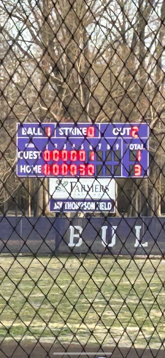 Excited to be back out on the mound for the Harrisburg Bulldogs. Great win over a very good Mahomet-Seymour team. Threw a CG, allowing one unearned run and three hits with 2 walks and 13 Ks.