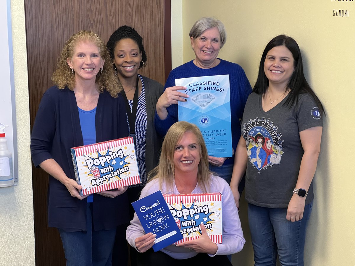 PSEClassified's tweet photo. In honor of #ESPWeek2023, South Kitsap Chapter Leaders were "popping" with appreciation for classified staff! Paula Bigler, Yolanda Harrison, Jennifer Henson, Tracy Hopkins, and Jacque Meddles delivered popcorn gift boxes to members and welcomed new members into our union!🍿🤩💙 https://t.co/QRPSx4LaXz