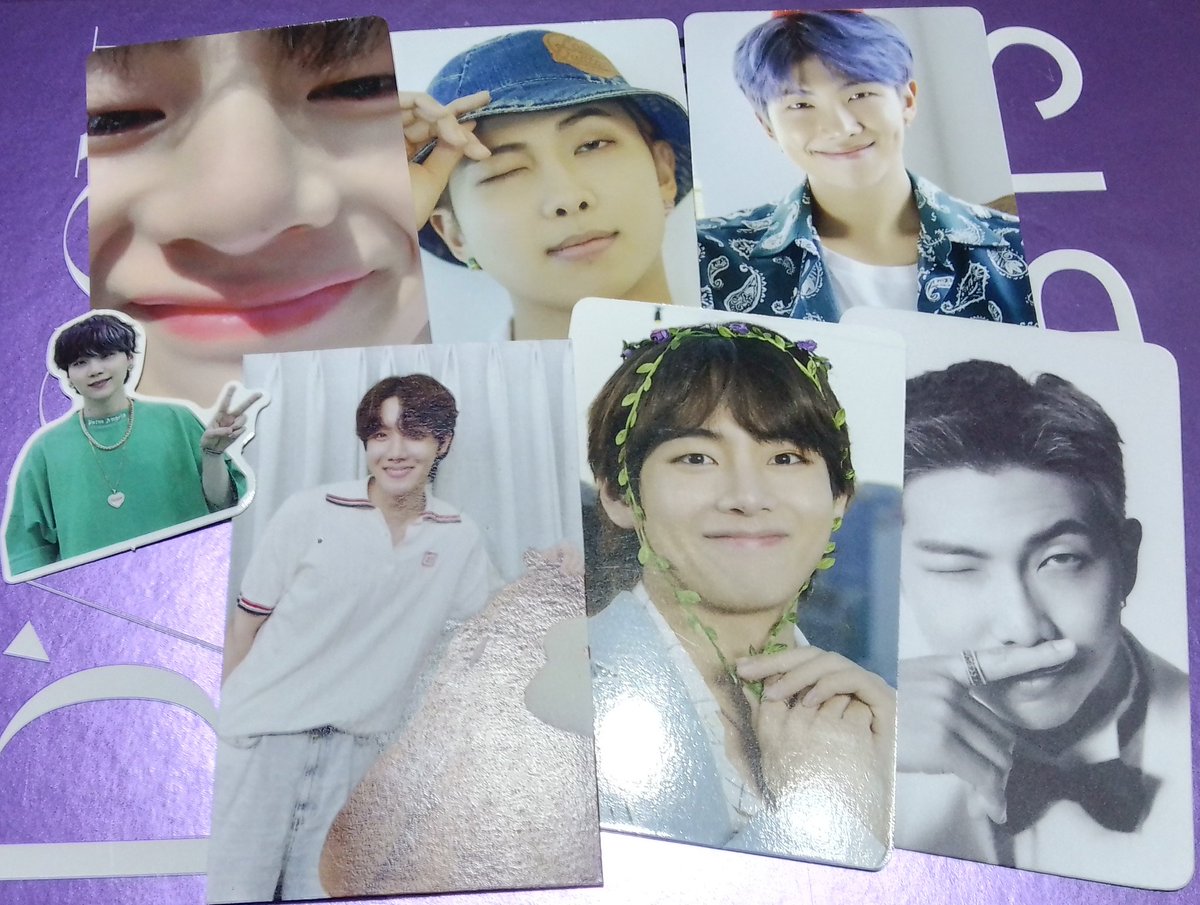ilovesug4's tweet photo. Hii @1013thdiary the dicon pcs arrived safely!! Thank you so much po for offering this set, also sa freebies huhu may free official namjoon dicon PC ><, until our next transaction. Thank you so much po(⁠☆⁠▽⁠☆⁠)

#luvmauifeedbacks https://t.co/ed9HE8Srbc